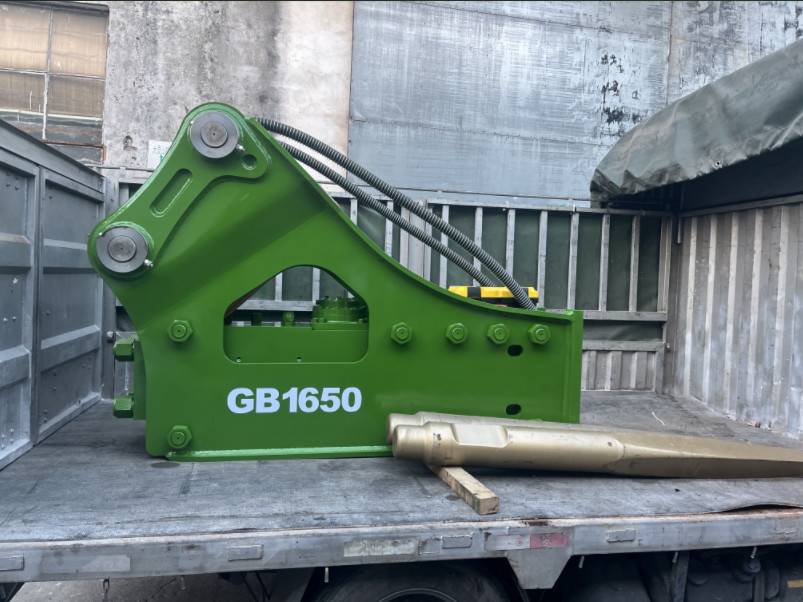High Quality Excavator Parts Breaker Rock Stones Demolition Hammer Hydraulic Excavator Rock BreakerGB1650