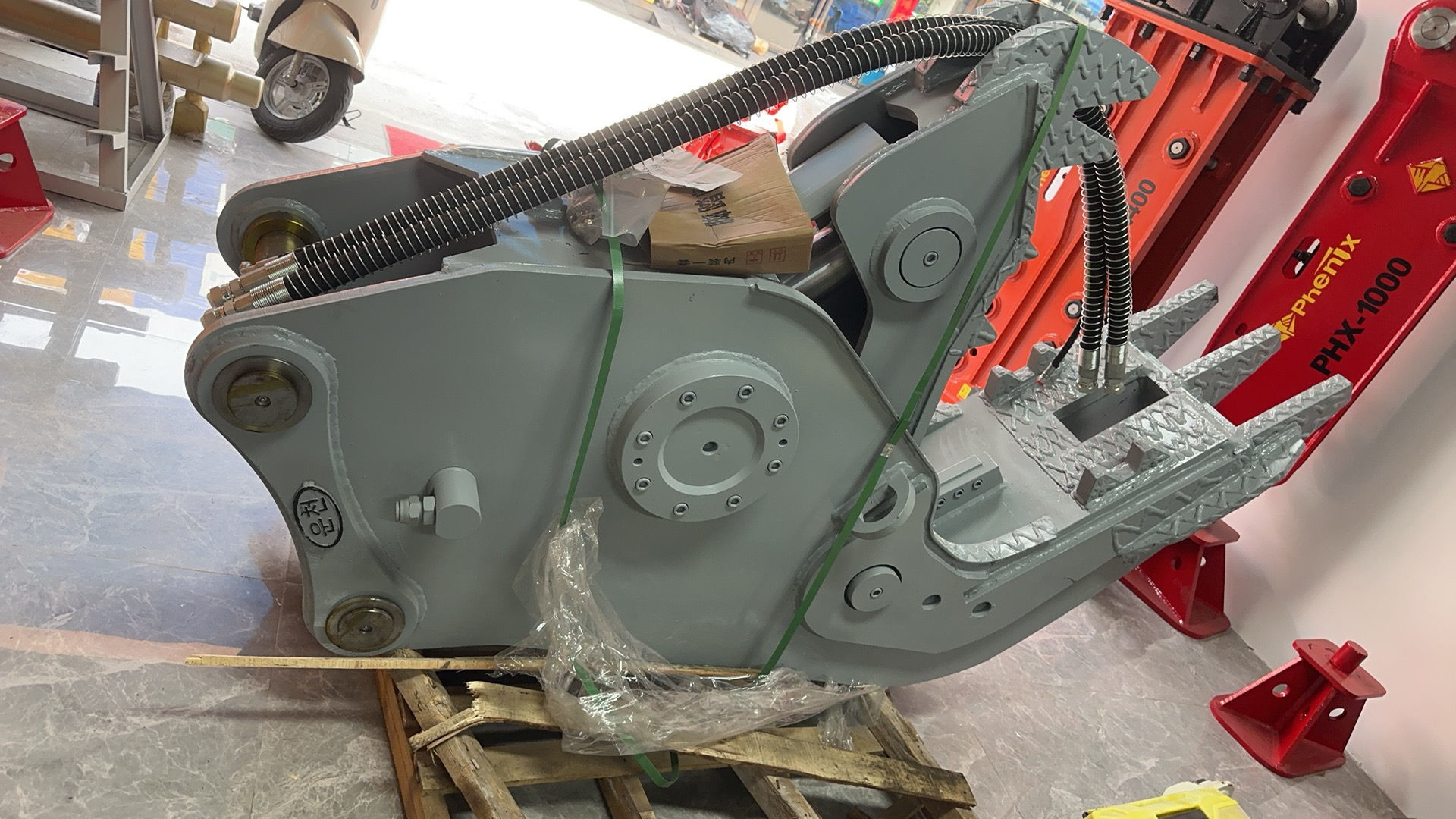 Hydraulic Demolition Sheet Shear Mobile Scrap Shear Steel Excavator Attachments