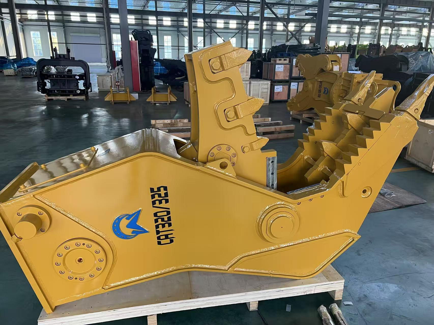 Excavator Compatible Rotary Tree Shear Hydraulic Cutter For Tree Clearing